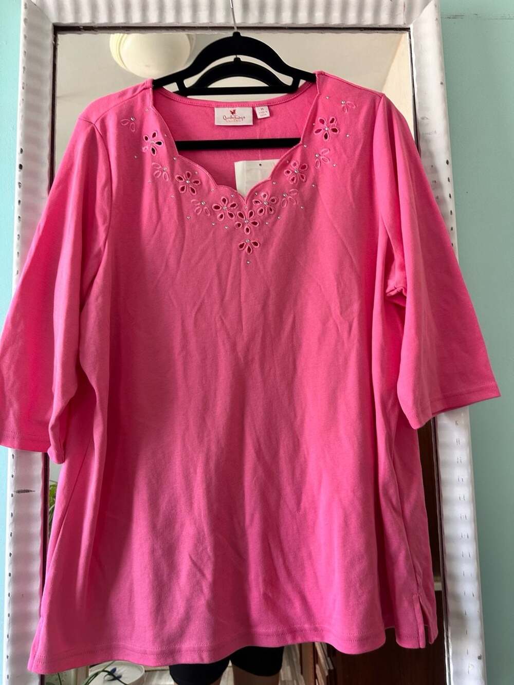 Quacker Factory Tunic Size 1X Pink Eyelet Rhinestone Top